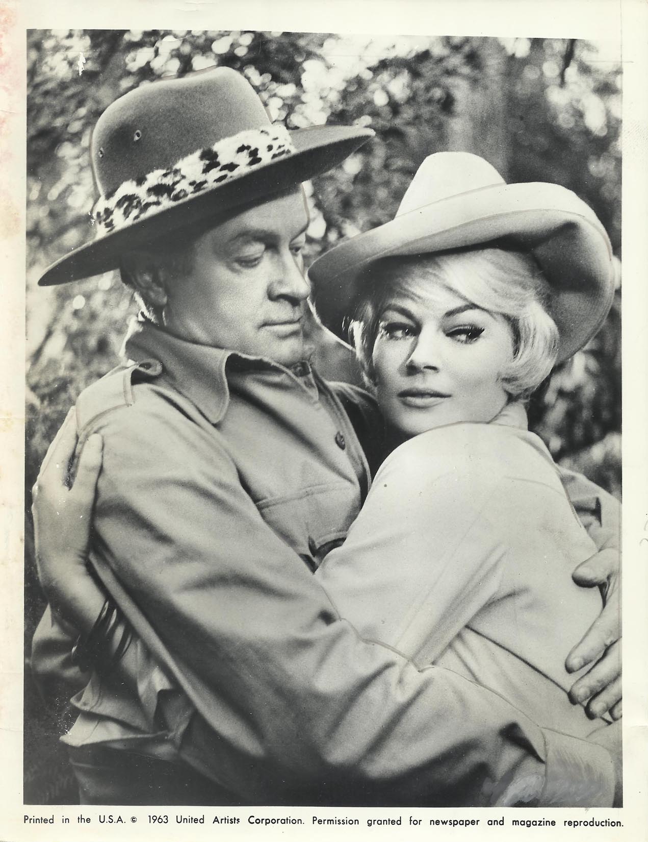 Anita Ekberg And Bob Hope In Call Me Bwana Original Vintage Photo 1963